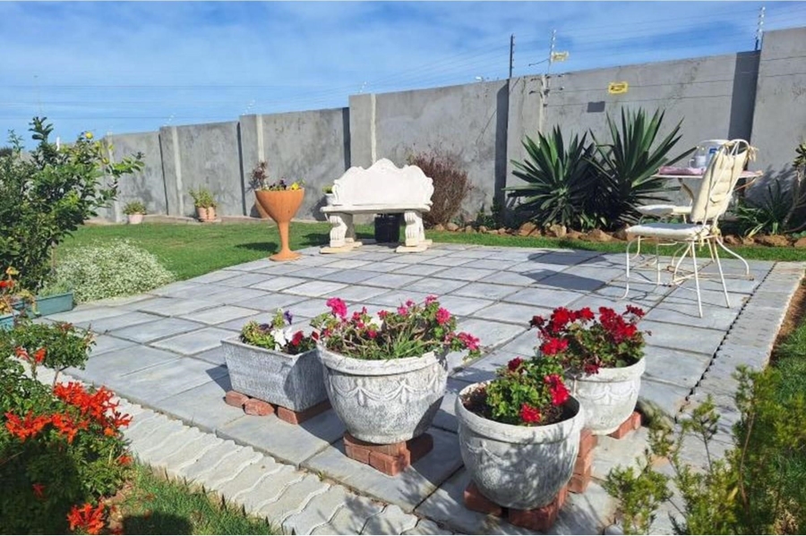 2 Bedroom Property for Sale in C Place Eastern Cape